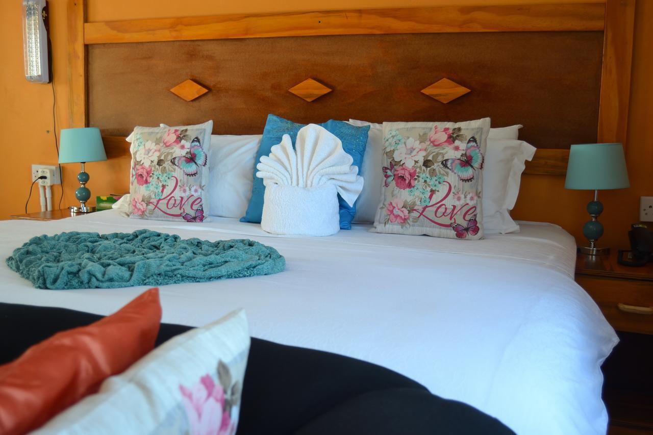 Seelo Guest Accommodation Letlhakane ภายนอก รูปภาพ